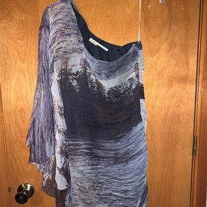 Limited edition Max Studio 100% silk dress. Size S